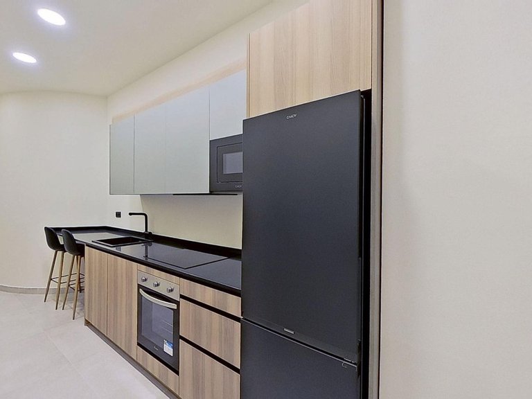 Apartment for Sale in La Trinidad, Malaga 3