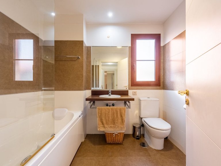 Apartment for Sale in Benahavís, Malaga 10