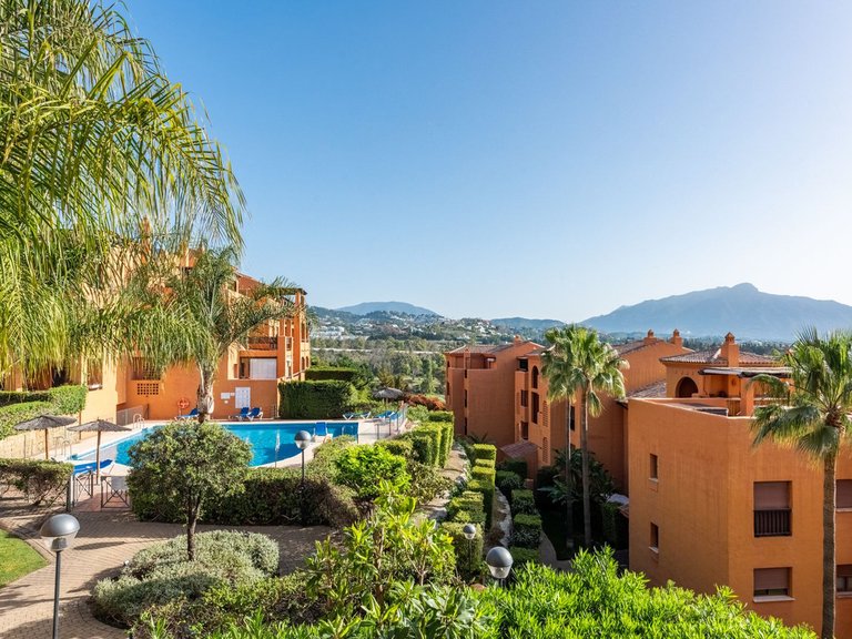 Apartment for Sale in Benahavís, Malaga 12