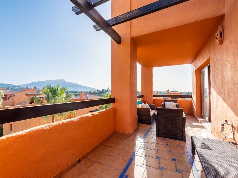 Apartment for Sale in Benahavís, Malaga 18