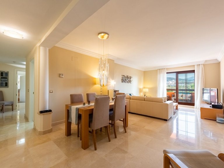 Apartment for Sale in Benahavís, Malaga 2