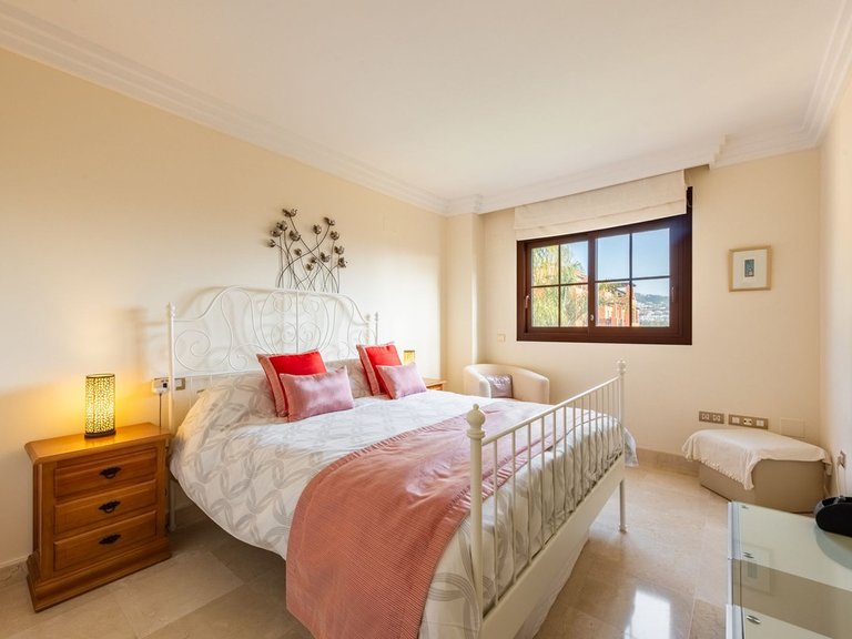 Apartment for Sale in Benahavís, Malaga 6