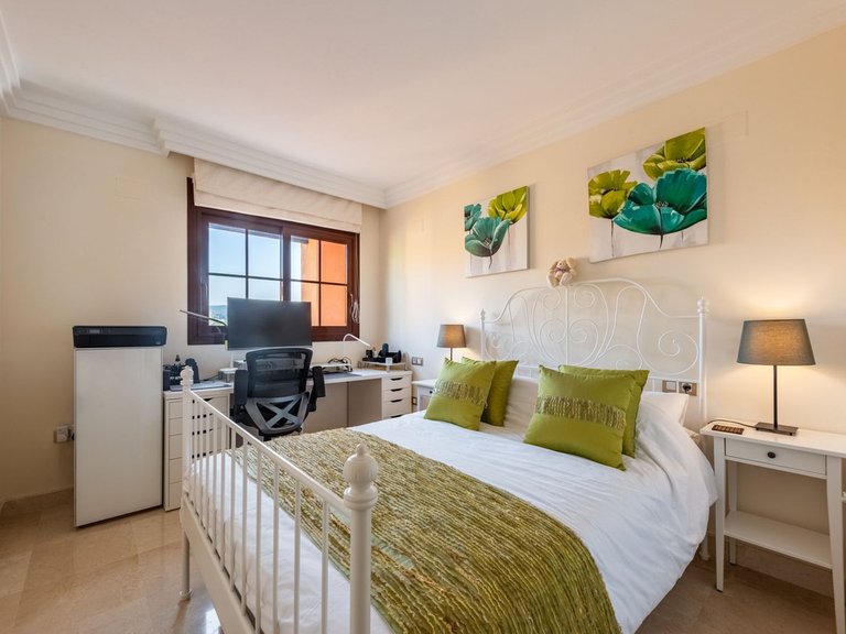 Apartment for Sale in Benahavís, Malaga 7