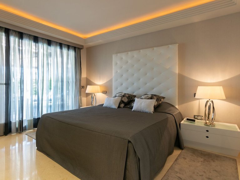 Apartment for Sale in Benahavís, Malaga 11