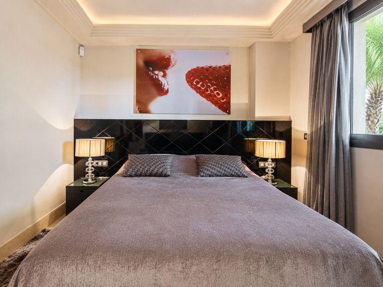 Apartment for Sale in Benahavís, Malaga 18