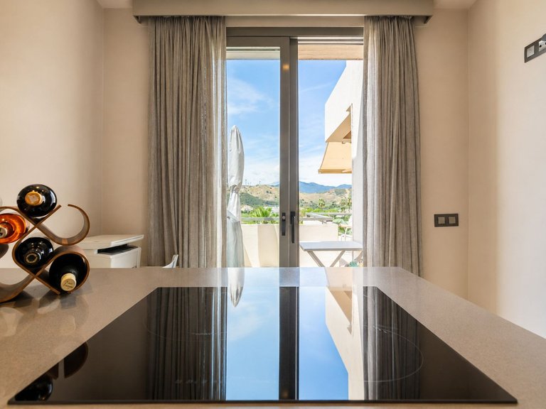 Apartment for Sale in Benahavís, Malaga 35
