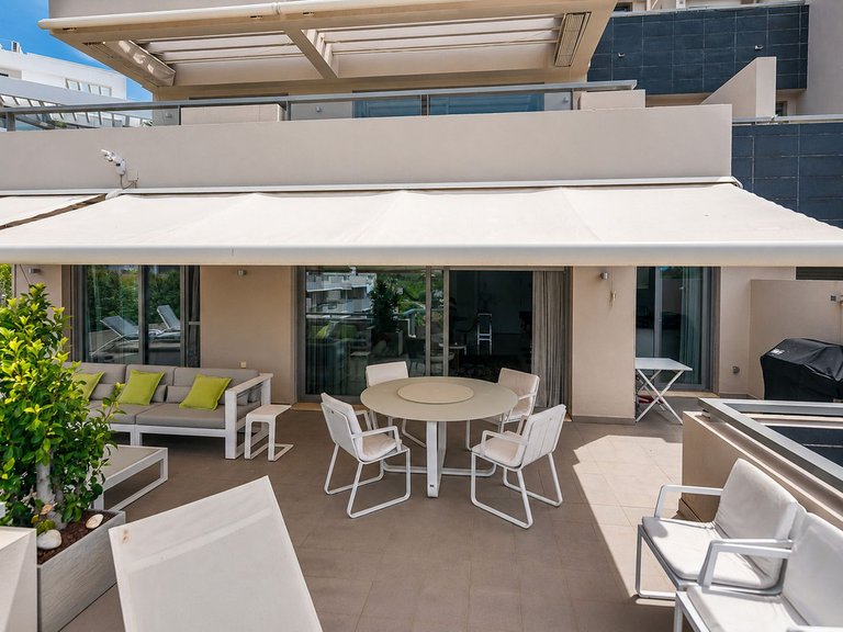 Apartment for Sale in Benahavís, Malaga 38
