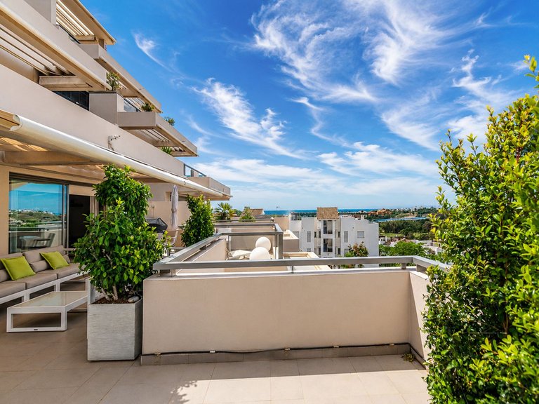 Apartment for Sale in Benahavís, Malaga 5