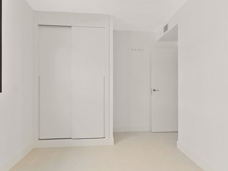 Apartment for Sale in Fuengirola, Malaga 10