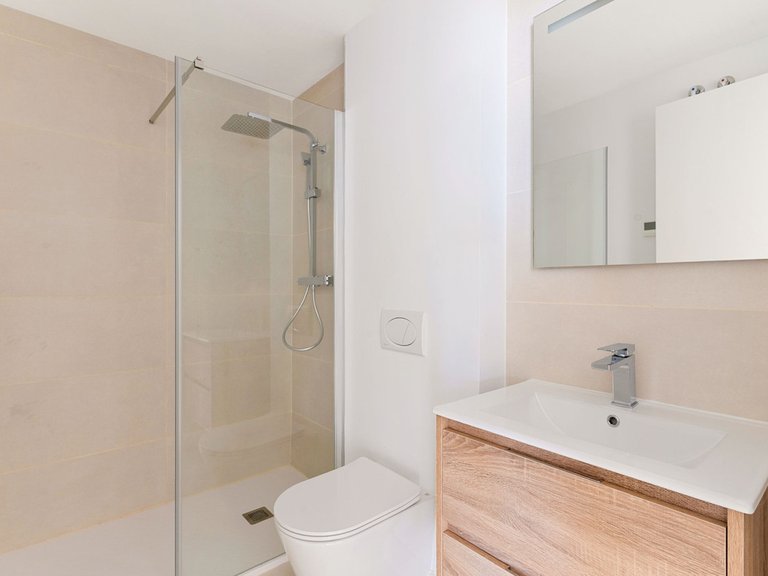 Apartment for Sale in Fuengirola, Malaga 15