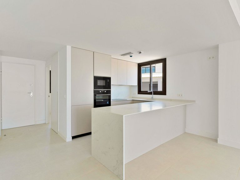 Apartment for Sale in Fuengirola, Malaga 5