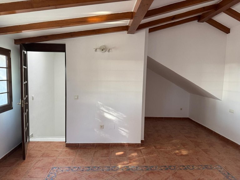 Villa for Sale in Marbella, Malaga 16