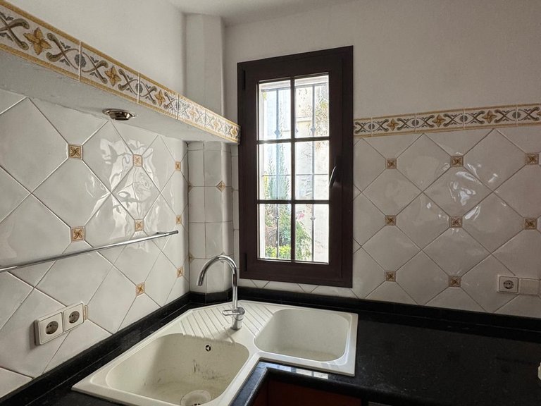 Villa for Sale in Marbella, Malaga 30