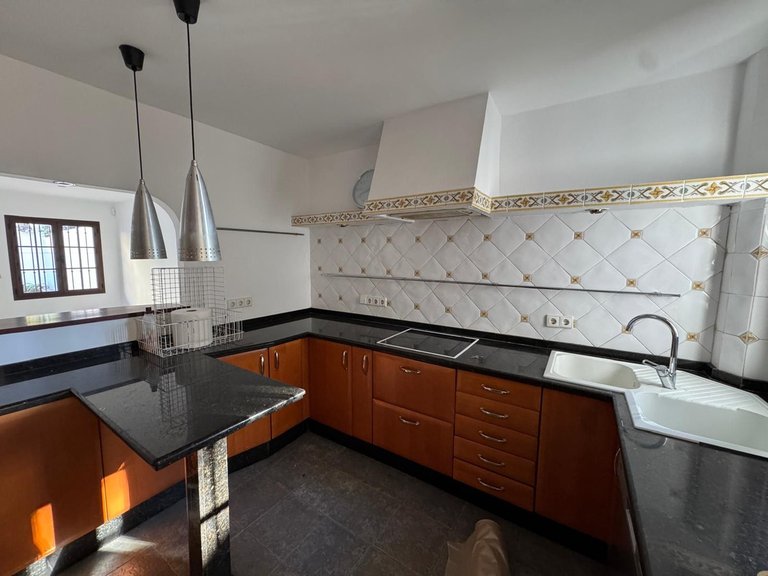Villa for Sale in Marbella, Malaga 5
