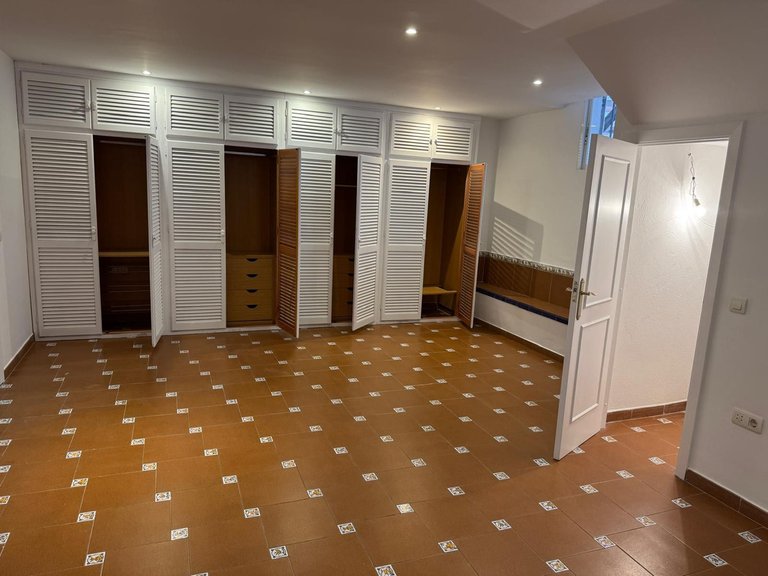 Villa for Sale in Marbella, Malaga 7
