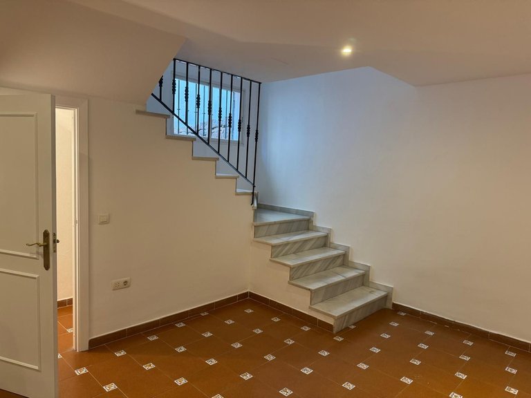 Villa for Sale in Marbella, Malaga 9
