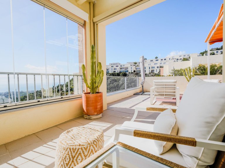 Apartment for Sale in Altos De Los Monteros, Malaga 11