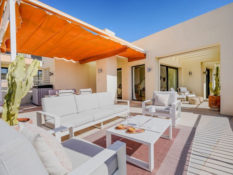 Apartment for Sale in Altos De Los Monteros, Malaga 16
