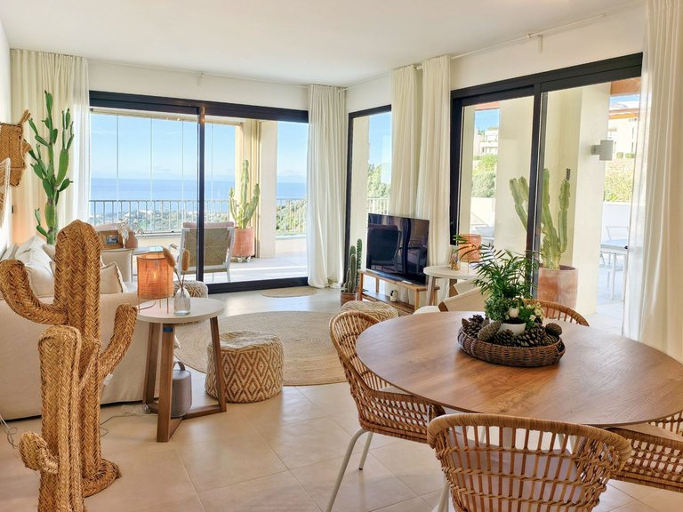 Apartment for Sale in Altos De Los Monteros, Malaga 5