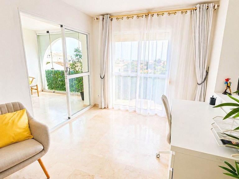 Apartment for Sale in Atalaya, Malaga 11