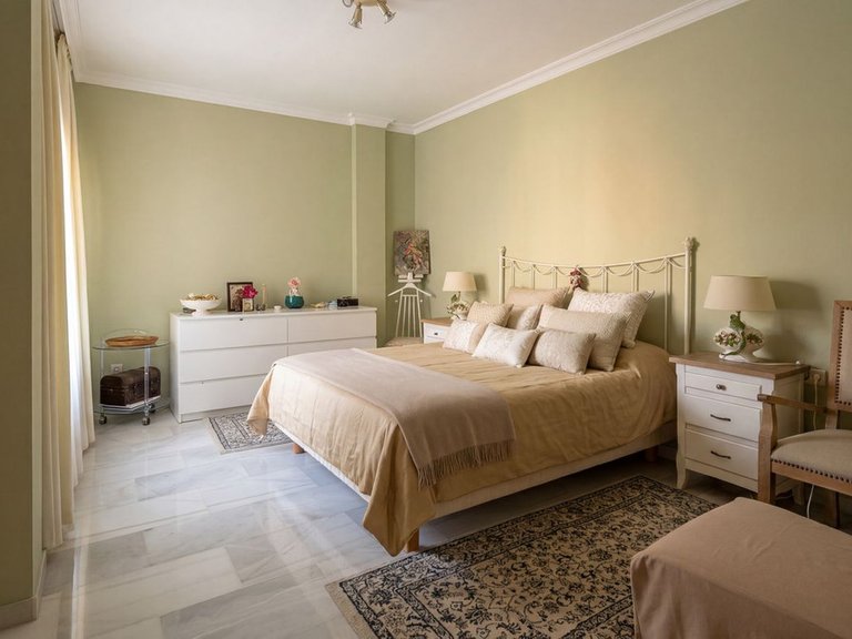 Villa for Sale in Costa del Sol Elviria, Malaga 7