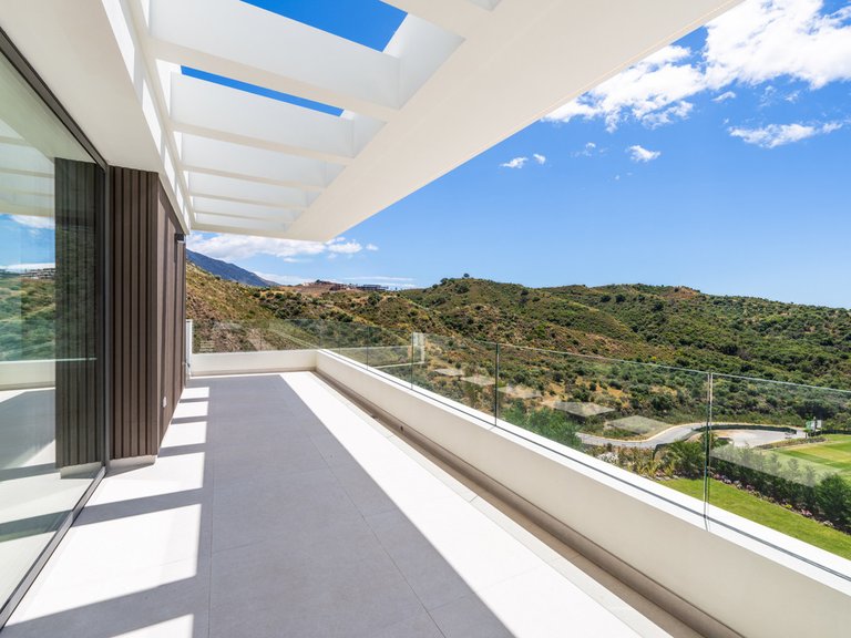 Villa for Sale in Costa del Sol Benahavís, Malaga 11