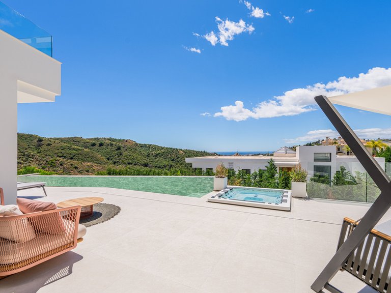 Villa for Sale in Costa del Sol Benahavís, Malaga 3