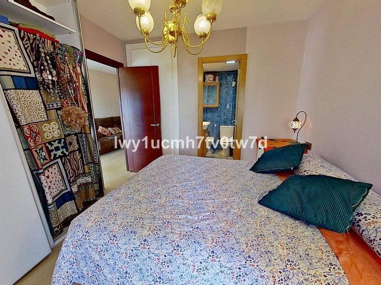 Apartment for Sale in Cerrado De Calderón, Malaga 11