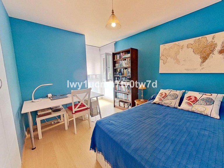 Apartment for Sale in Cerrado De Calderón, Malaga 16