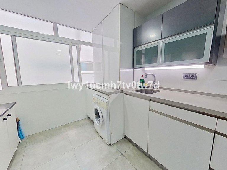 Apartment for Sale in Cerrado De Calderón, Malaga 21
