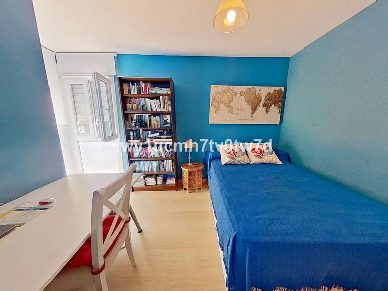 Apartment for Sale in Cerrado De Calderón, Malaga 24
