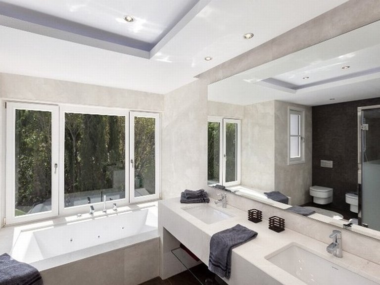 Villa for Sale in Marbella, Malaga 11