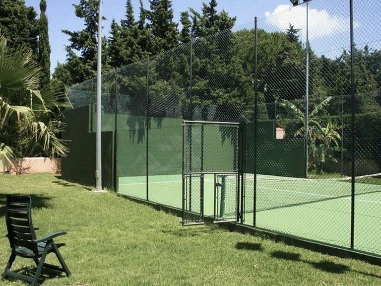 Villa for Sale in Marbella, Malaga 6