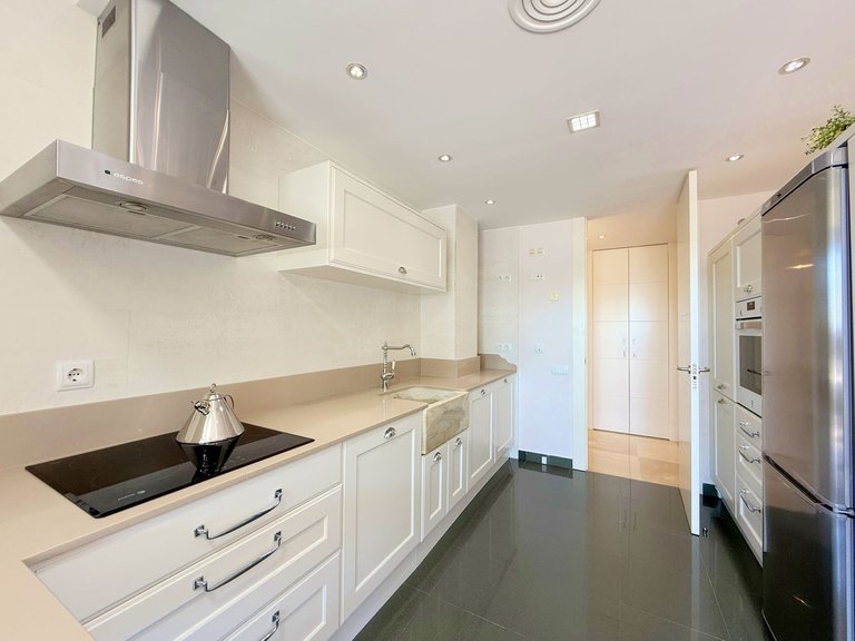 Apartment for Sale in La Duquesa, Malaga 20