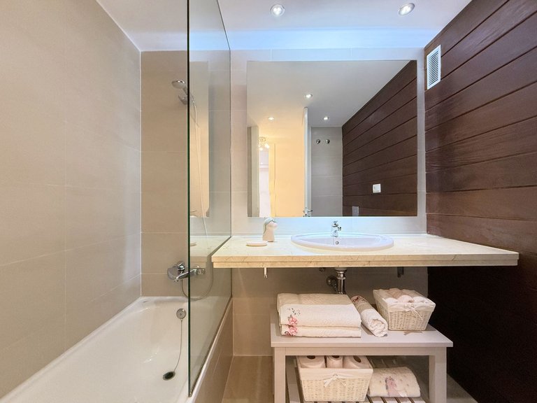 Apartment for Sale in La Duquesa, Malaga 32