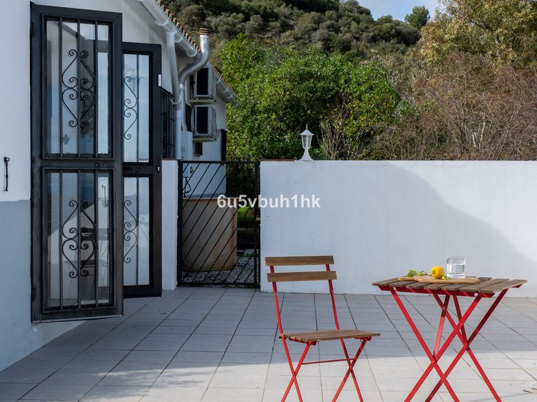Villa for Sale in Alhaurín El Grande, Malaga 11