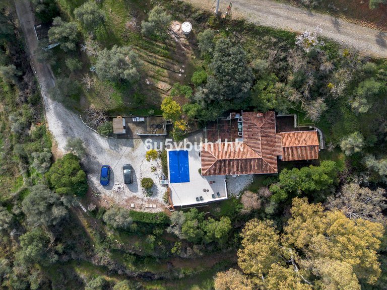 Villa for Sale in Alhaurín El Grande, Malaga 13