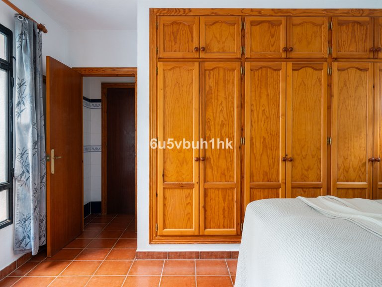 Villa for Sale in Alhaurín El Grande, Malaga 31
