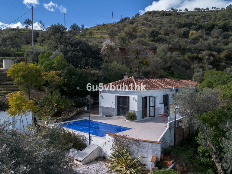 Villa for Sale in Alhaurín El Grande, Malaga 4
