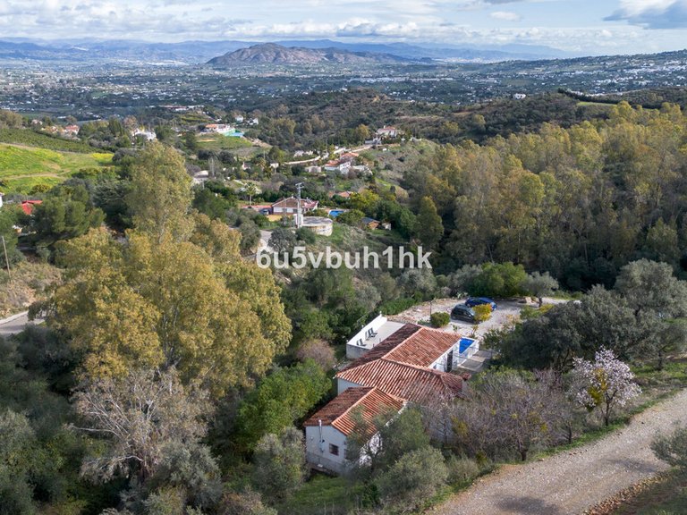 Villa for Sale in Alhaurín El Grande, Malaga 6