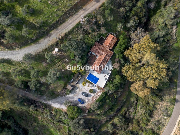 Villa for Sale in Alhaurín El Grande, Malaga 7