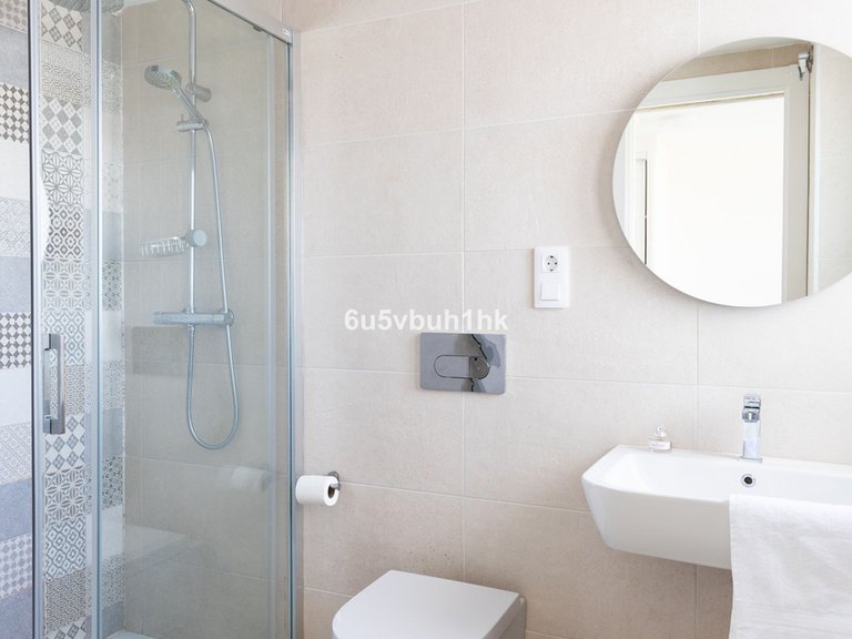 Villa for Sale in Benalmadena Costa, Malaga 16