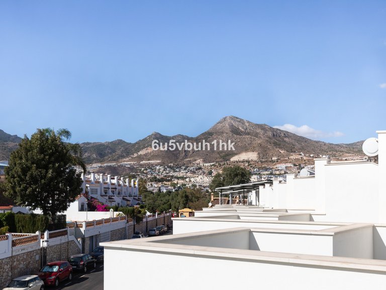 Villa for Sale in Benalmadena Costa, Malaga 18