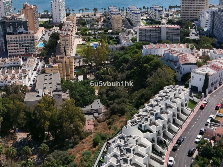 Villa for Sale in Benalmadena Costa, Malaga 35