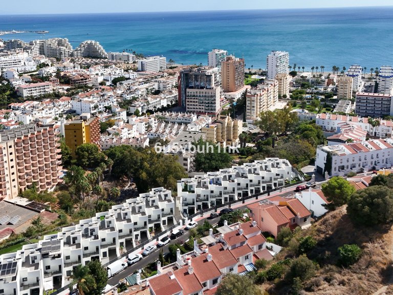 Villa for Sale in Benalmadena Costa, Malaga 43