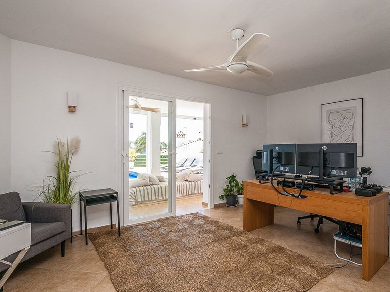 Villa for Sale in Estepona, Malaga 10