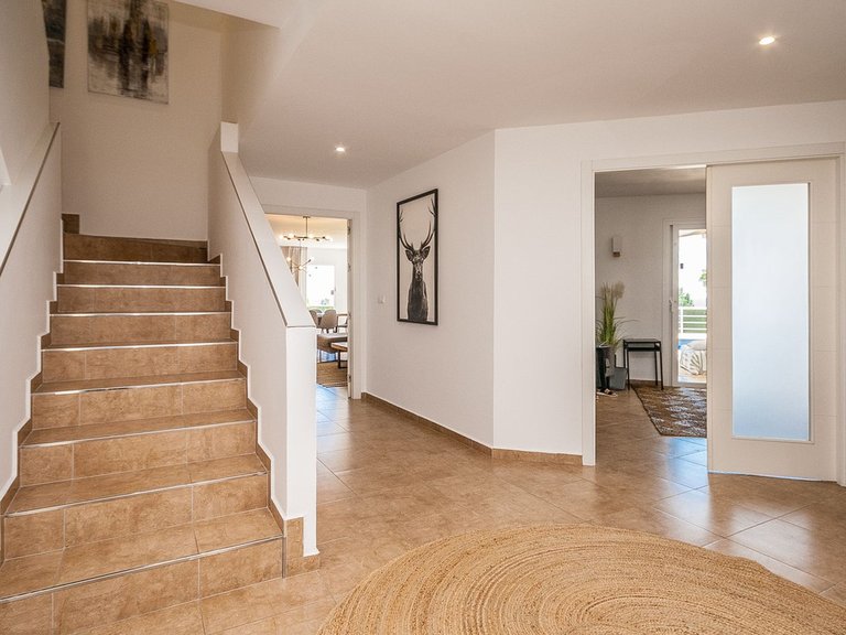 Villa for Sale in Estepona, Malaga 11