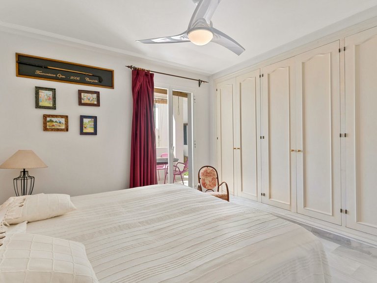Apartment for Sale in Estepona, Malaga 11
