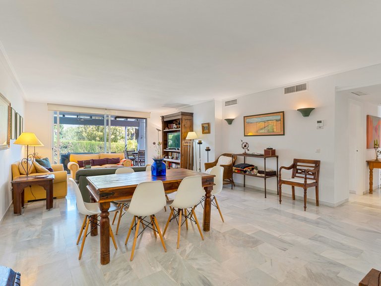 Apartment for Sale in Estepona, Malaga 2