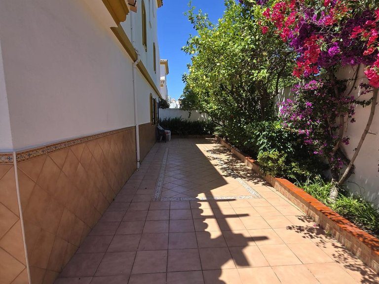 Apartment for Sale in Marbella, Malaga 11